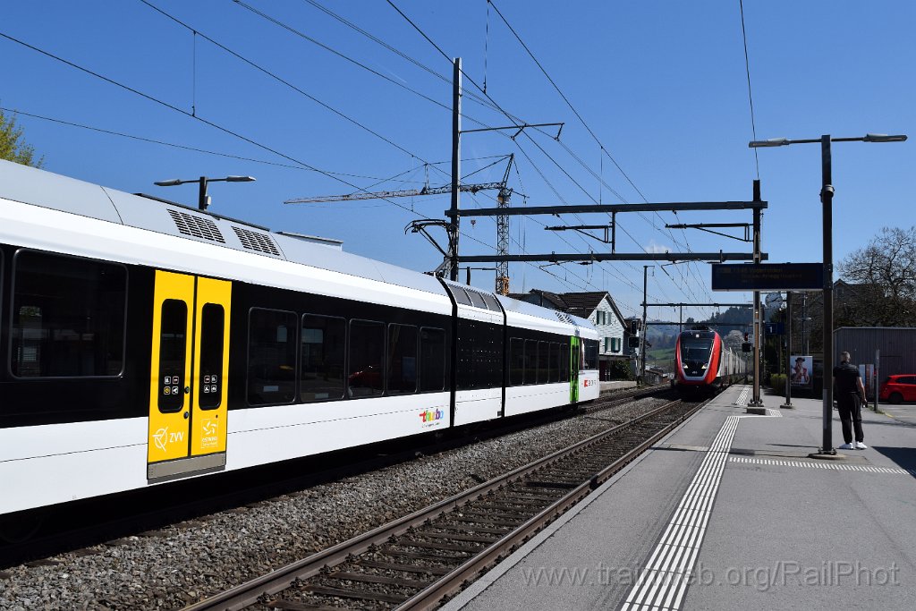10266-0022-110426.jpg - Thurbo RABe 526.804-0 + SBB-CFF RABe 502.222 / St.Gallen-Winkeln 11.4.2026