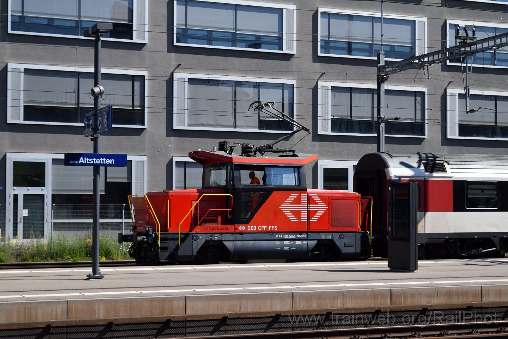 10297-0007-250426.jpg - SBB-CFF Ee 922.008-8 / Zürich-Altstetten 25.4.2026