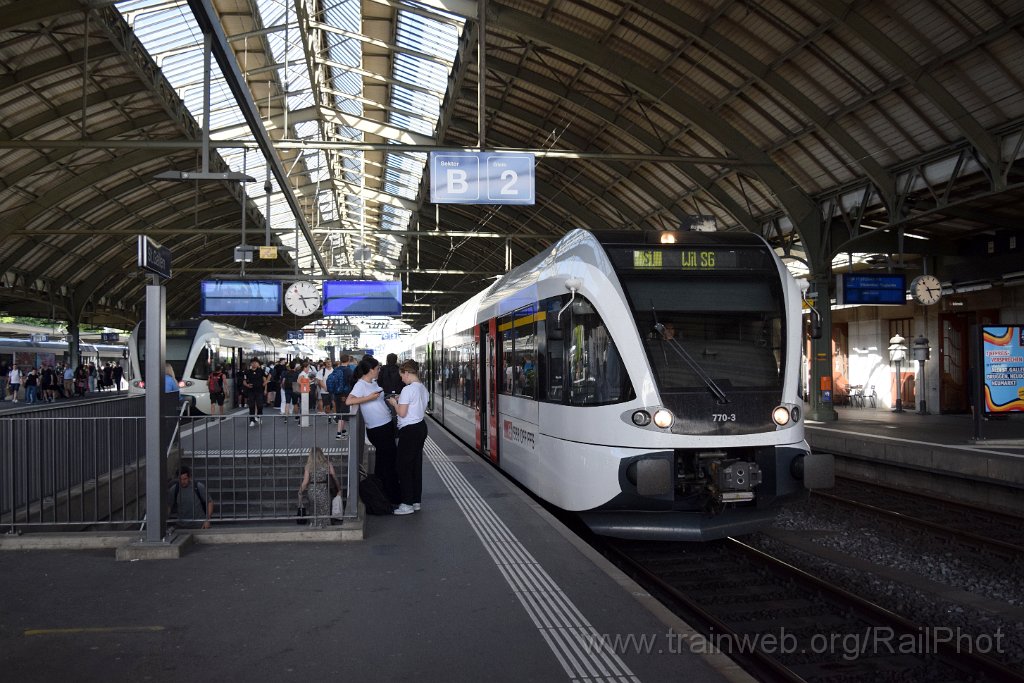 10345-0009-280526.jpg - Thurbo RABe 526.770-3 "Bazenheid" / St.Gallen HB 28.5.2026