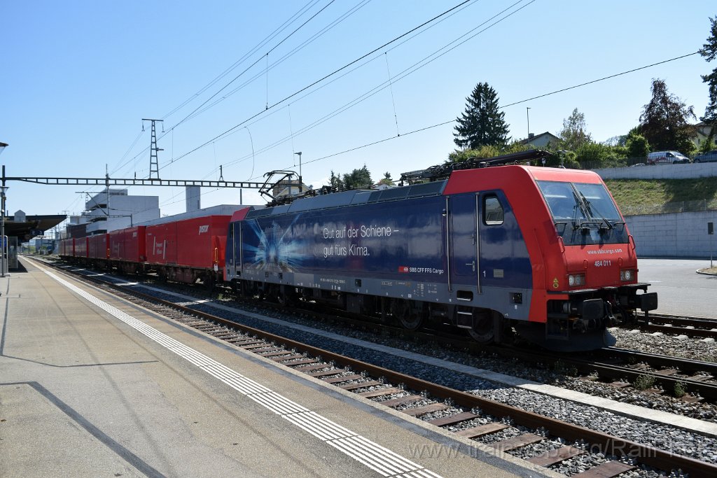10411-0015-120826.jpg - SBB-CFF Re 484.011 "Le rail est notre affaire, le climat aussi" / Killwangen-Spreitenbach 12.8.2026