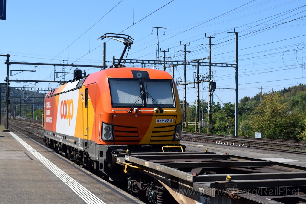 10414-0003-120826.jpg - RailCare Rem 476.455-1 "Bern" / Killwangen-Spreitenbach 12.8.2026