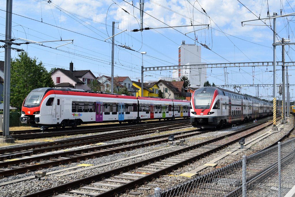 10419-0020-150826.jpg - Thurbo RABe 533.504 + SBB-CFF RABe 511.024 / Wil 15.8.2026