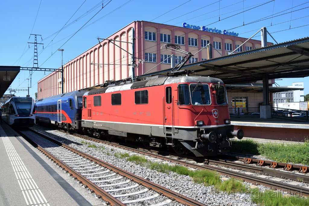 10434-0028-190826.jpg - Thurbo RABe 526.741-4 + SBB-CFF Re 4/4" 11172 / St.Margrethen 19.8.2026