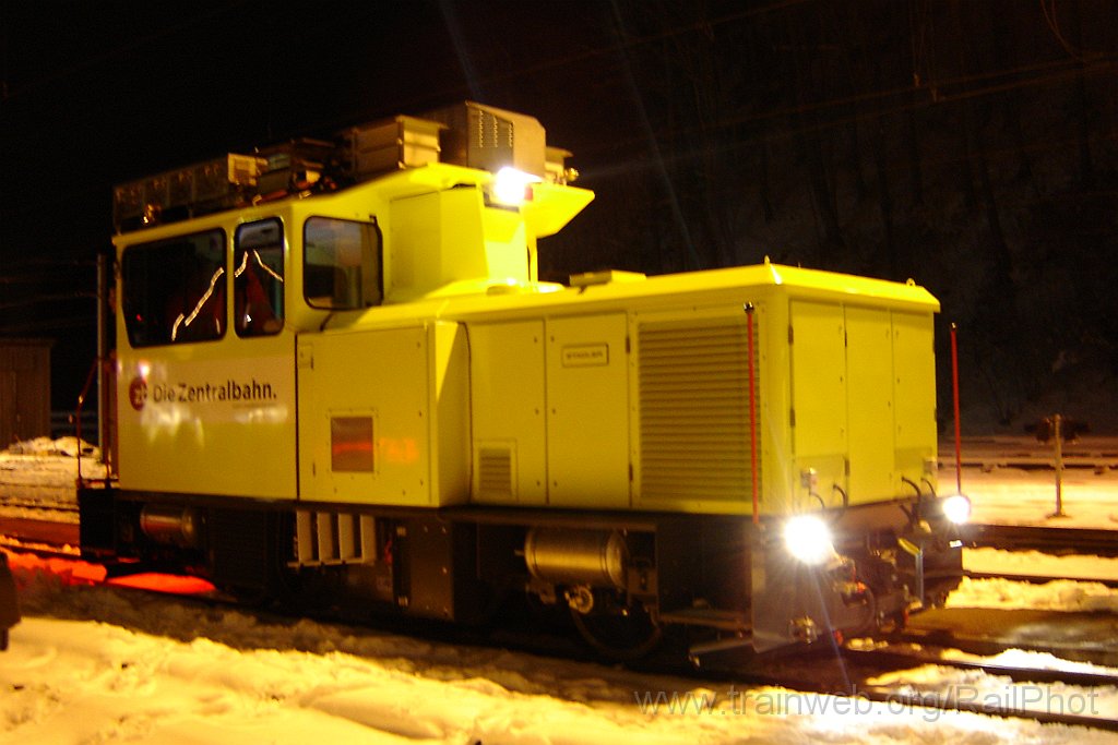 1015-0002-170205.jpg - ZB HGm 104.001-3 / Giswil 17.2.2005