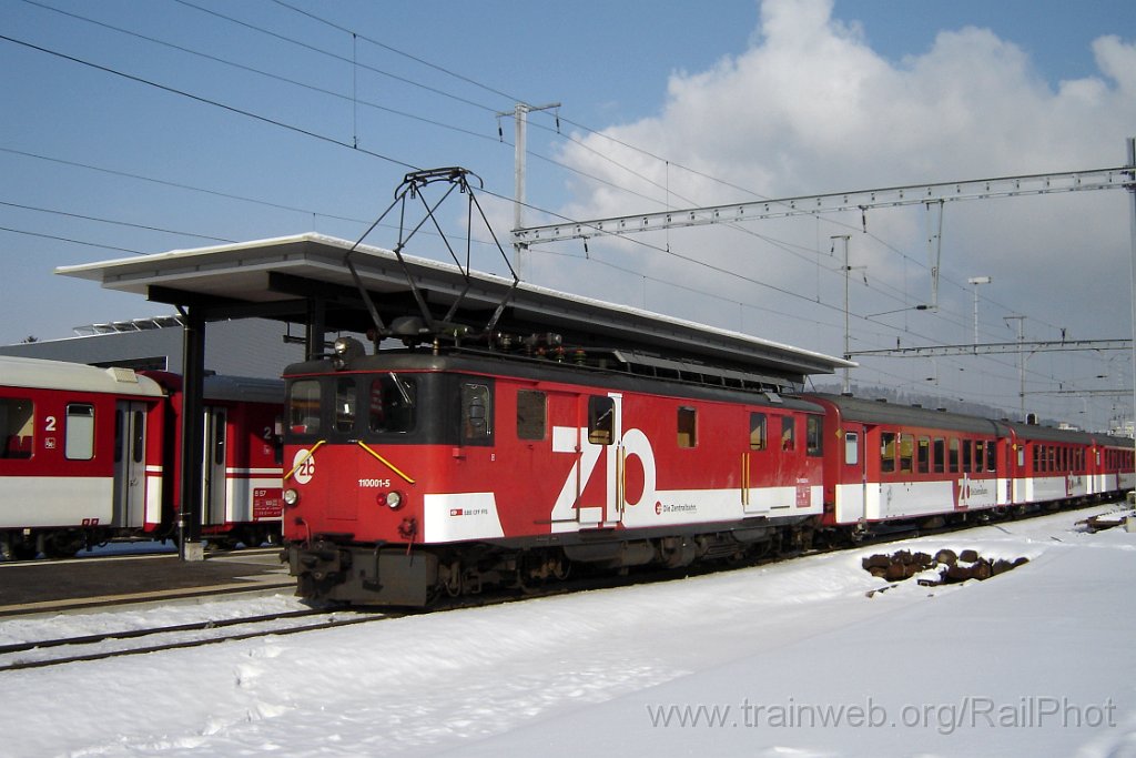 1015-0044-180205.jpg - ZB De 110.001-5 / Horw 18.2.2005