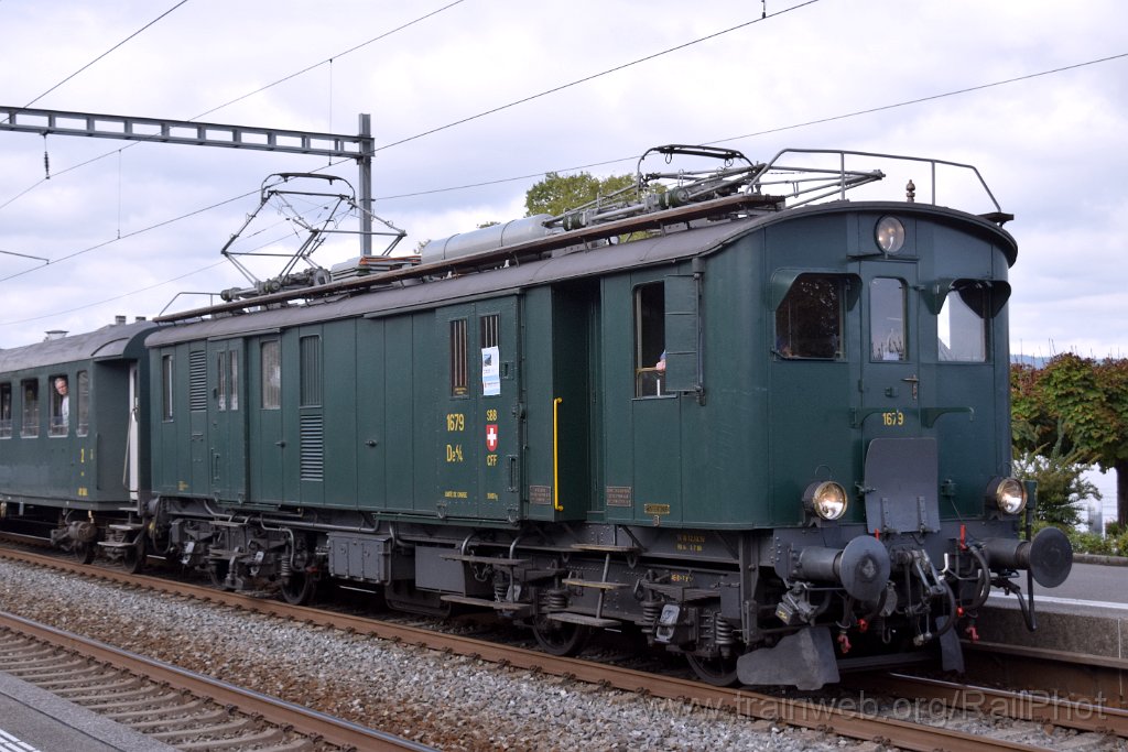 10050-0042-280925.jpg - SBB-CFF De 4/4 1679 / Richterswil 28.9.2025