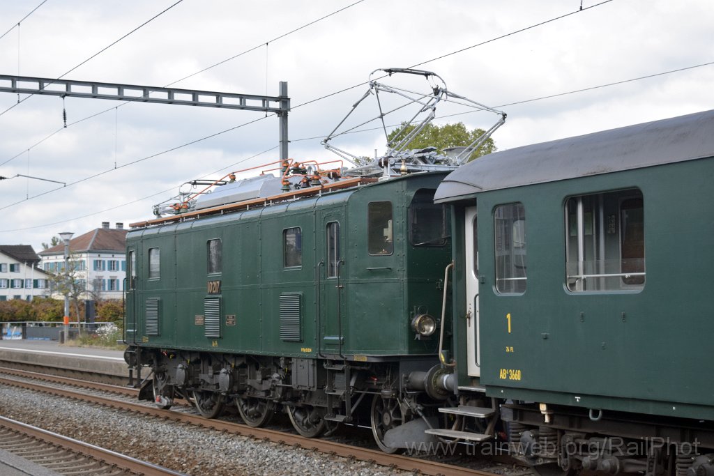 10051-0002-280925.jpg - SBB-CFF Ae 3/5 10217 / Richterswil 28.9.2025