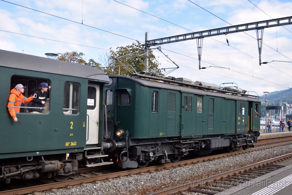 10054-0037-280925.jpg - SBB-CFF De 4/4 1679 / Richterswil 28.9.2025