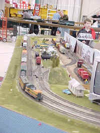 This configuration of the yard side of the layout was first used at the Medley Centre exhibit on the Friday after Thanksgiving 2006.
