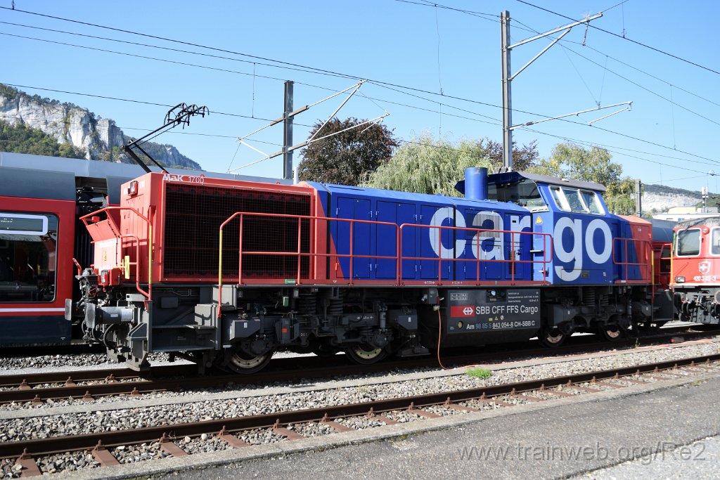 8809-0014-071023.jpg - SBBC Am 843.054-8 (Am 98 85 5 843 054-8 CH-SBBC) / Oensingen 7.10.2023