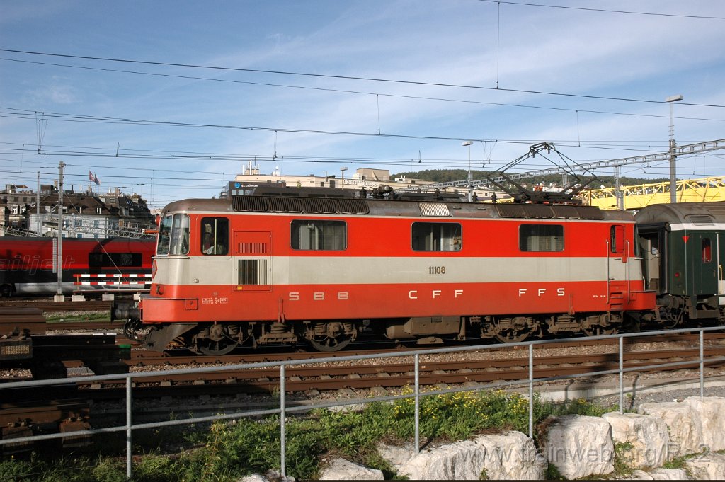 2184-0005-060911.jpg - SBB-CFF Re 4/4'' 11108 / Zürich HB 6.9.2011