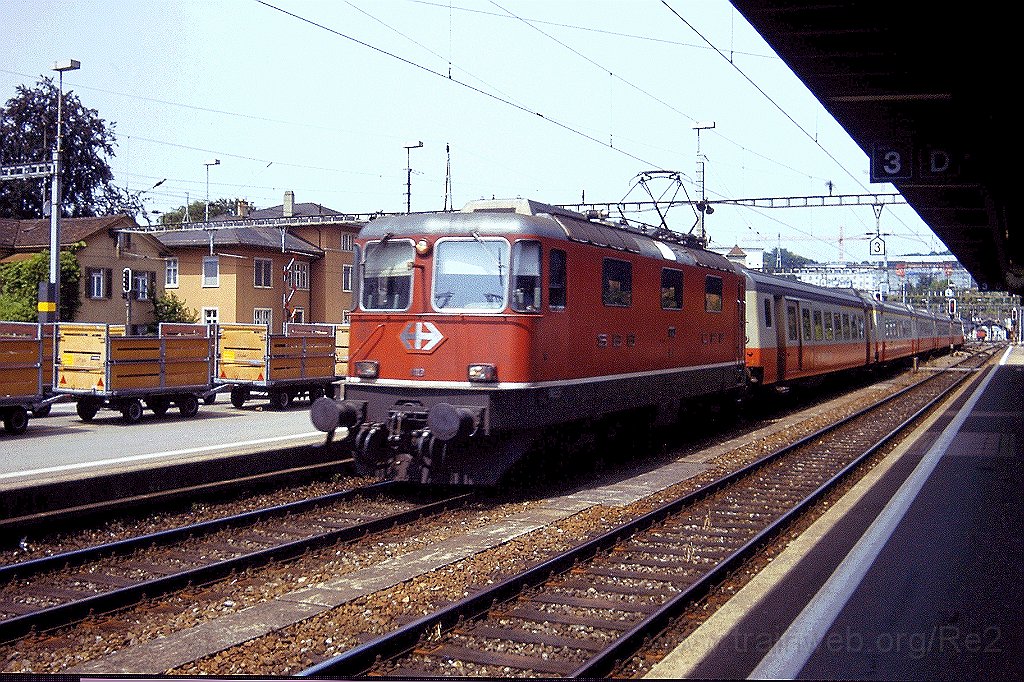 0894-0024.jpg - Re 4/4" 11113 / Winterthur 6.7.2001