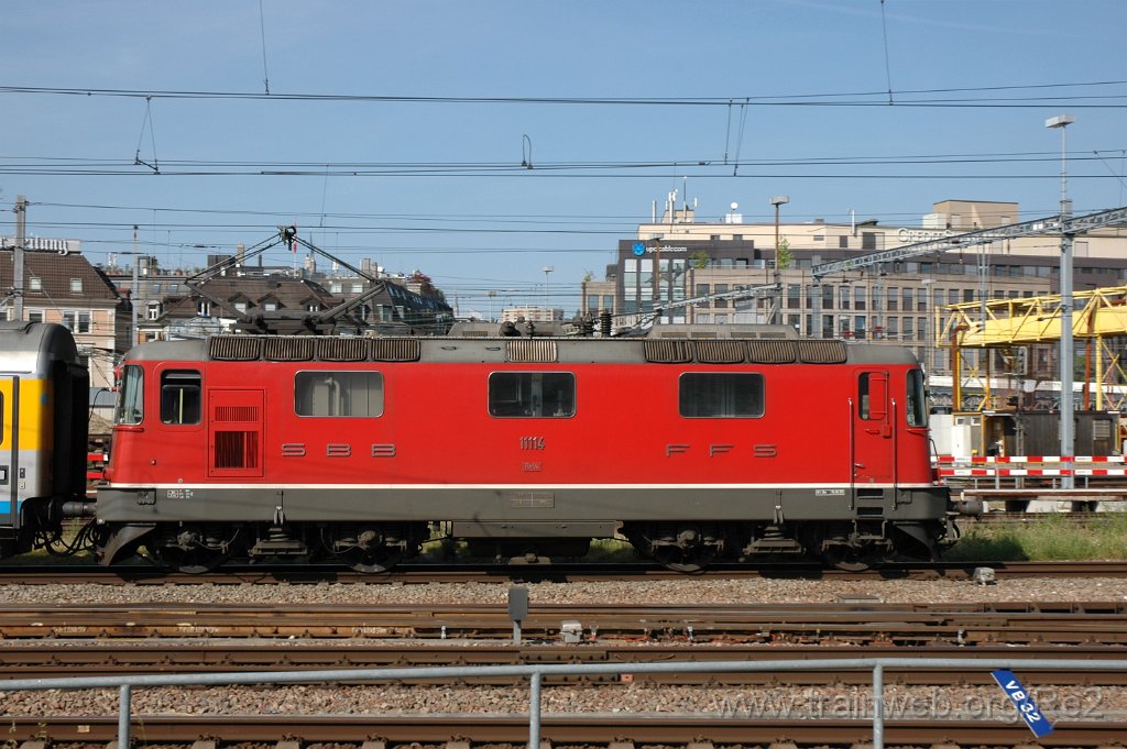 2112-0018-130511.jpg - SBB-CFF Re 4/4'' 11114 / Zürich HB 13.5.2011