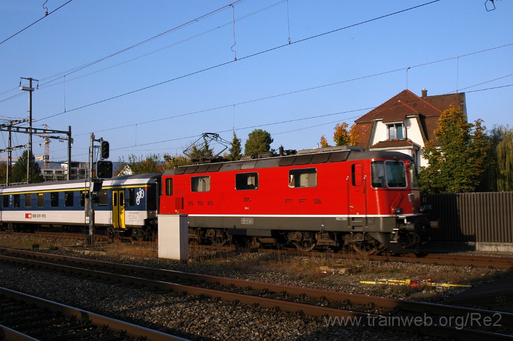 1993-0041-081010.jpg - SBB-CFF Re 4/4'' 11115 / Dietikon 8.10.2010