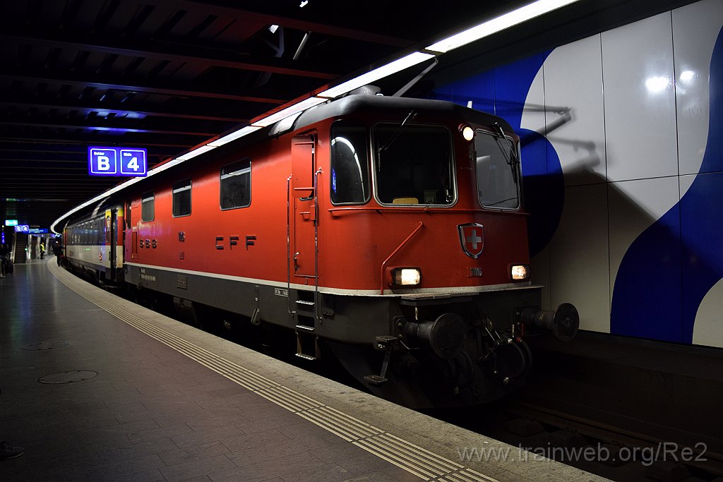 4858-0004-110218.jpg - SBB-CFF Re 4/4'' 11116 (Re 420.116-3)  (Re 91 85 4 420 116-3 CH-SBB) / Zürich-Flughafen 11.2.2018