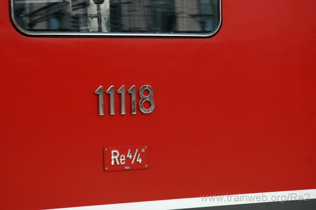 1678-0008-300509.jpg - SBB-CFF Re 4/4'' 11118 / Genève-Cornavin 30.5.2009
