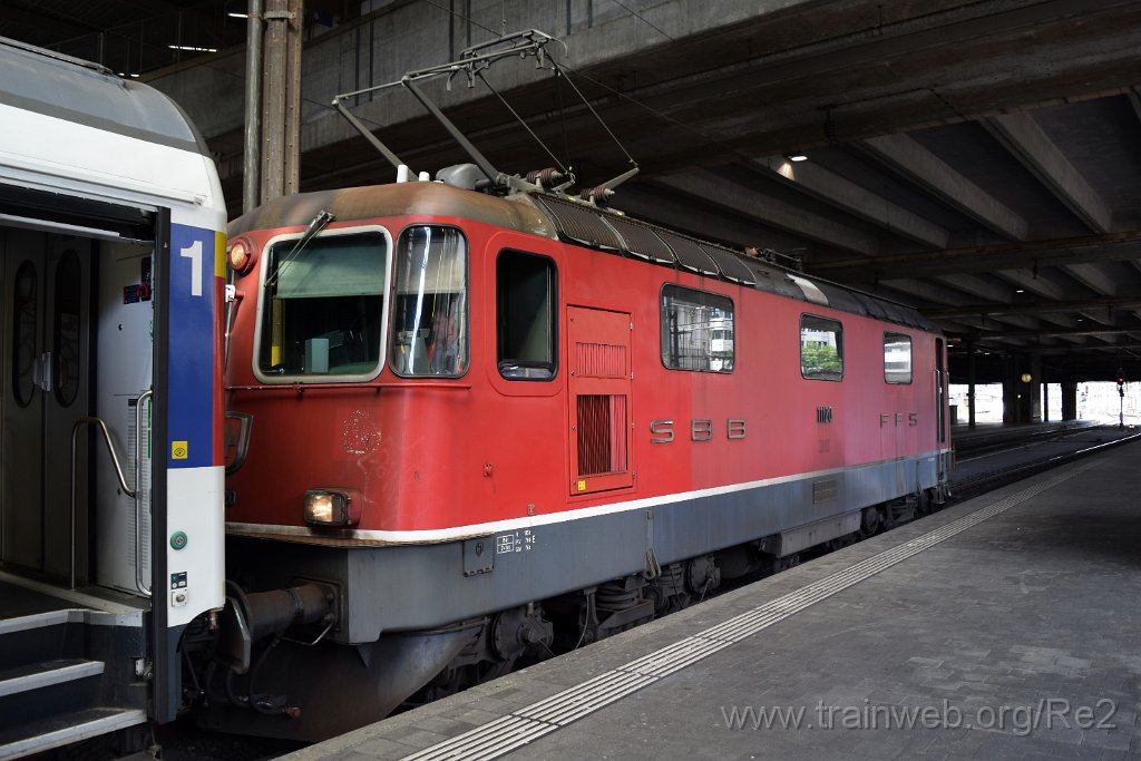 3993-0007-080716.jpg - SBB-CFF Re 4/4'' 11120 / Basel 8.7.2016