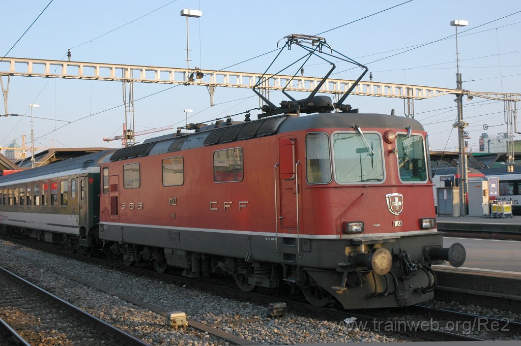 2078-0014-110311.jpg - SBB-CFF Re 4/4'' 11122 / Zürich HB 11.3.2011