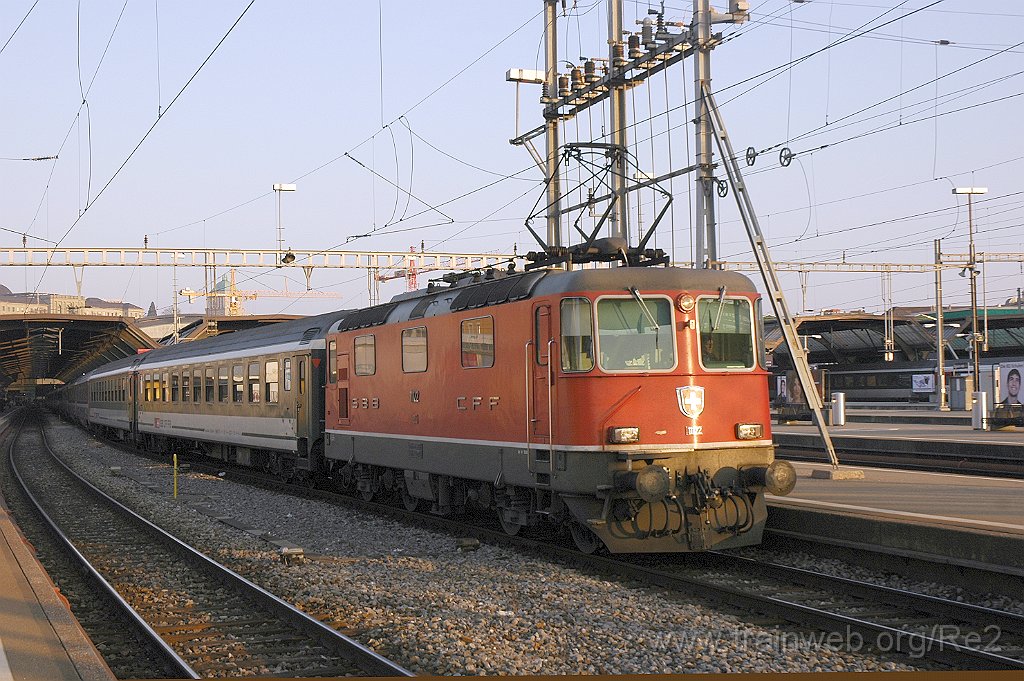 2078-0019-110311.jpg - SBB-CFF Re 4/4'' 11122 / Zürich HB 11.3.2011