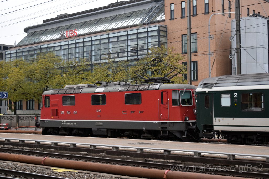 5182-0032-291018.jpg - SBB-CFF Re 4/4'' 11122 (Re 420.122-4)  (Re 91 85 4 420 122-4 CH-SBB) / Zürich-Altstetten 29.10.2018