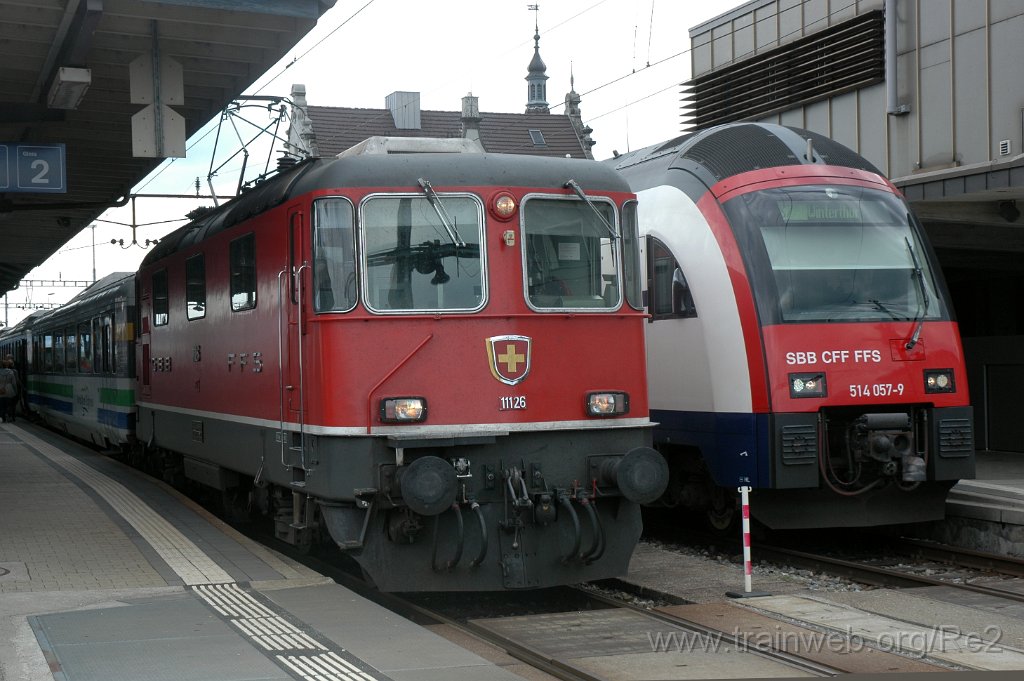 2392-0013-130512.jpg - SBB-CFF Re 4/4'' 11126 + SBB-CFF RABe 514.057-9 / RAe 514.157-7 / Rapperswil 13.5.2012