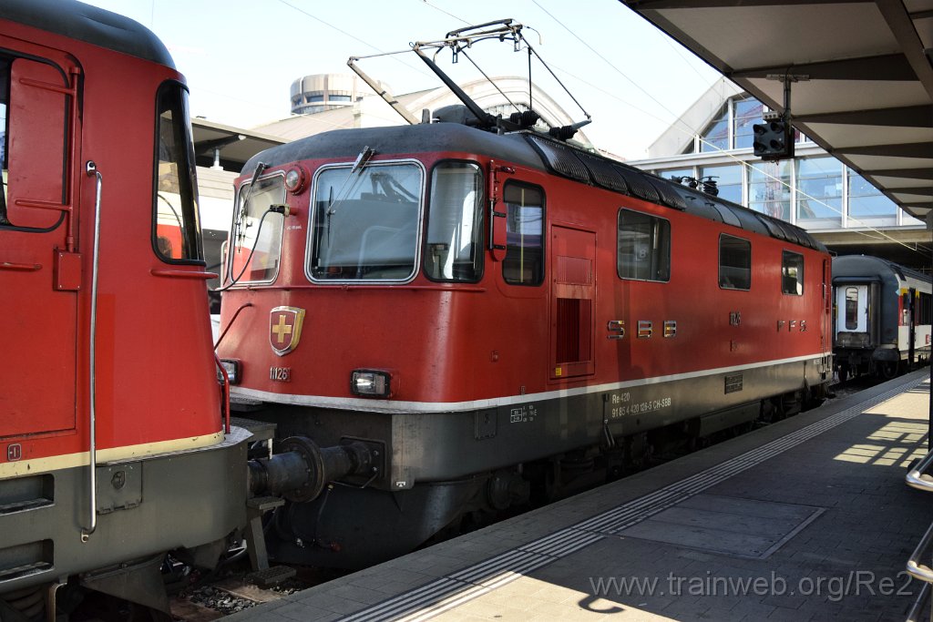 5149-0030-081018.jpg - SBB-CFF Re 4/4'' 11126 (Re 420.126-5)  (Re 91 85 4 420 126-5 CH-SBB) / Basel 8.10.2018