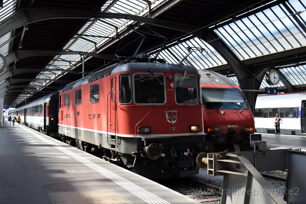 4522-0044-270617.jpg - SBB-CFF Re 4/4'' 11127 (Re 420.127-3)  (Re 91 85 4 420 127-3 CH-SBB) + SBB-CFF Re 460.024-3 ''Rheintal'' / Zürich HB 27.6.2017