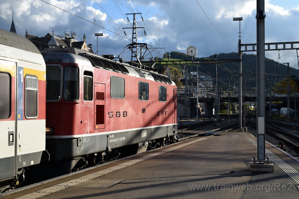 4672-0050-031017.jpg - SBB-CFF Re 4/4'' 11127 (Re 420.127-3)  (Re 91 85 4 420 127-3 CH-SBB) / St.Gallen HB 3.10.2017