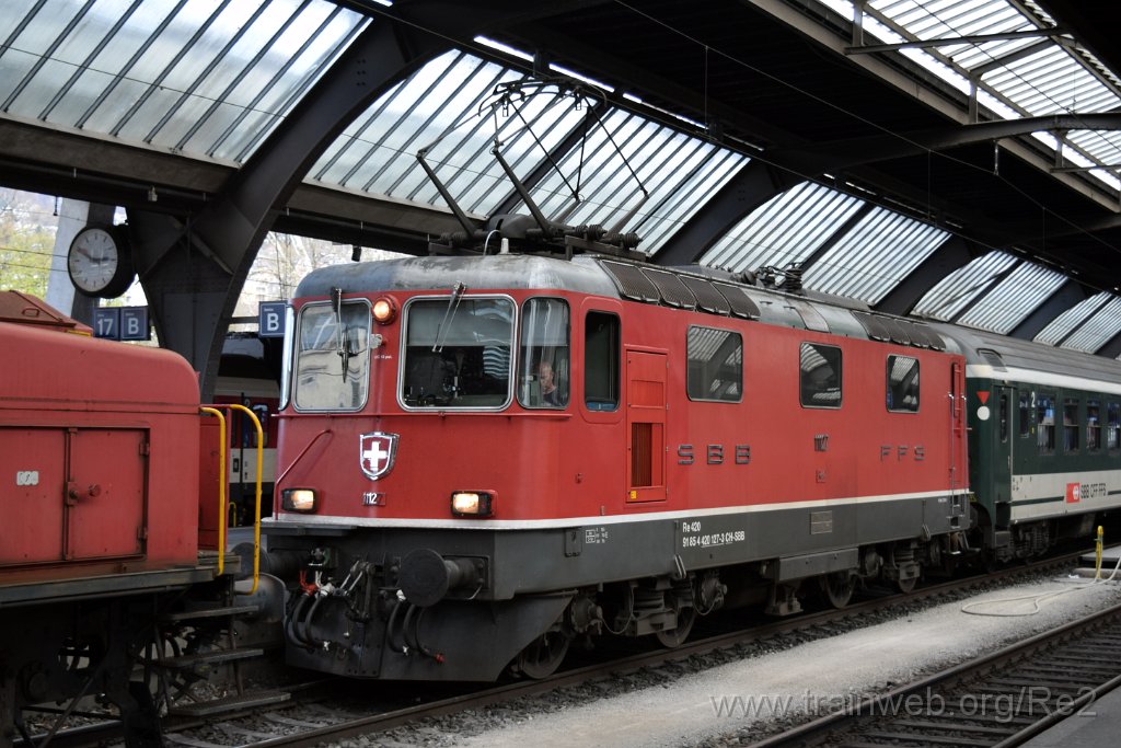 4917-0027-130418.jpg - SBB-CFF Re 4/4'' 11127 (Re 420.127-3)  (Re 91 85 4 420 127-3 CH-SBB) / Zürich HB 13.4.2018