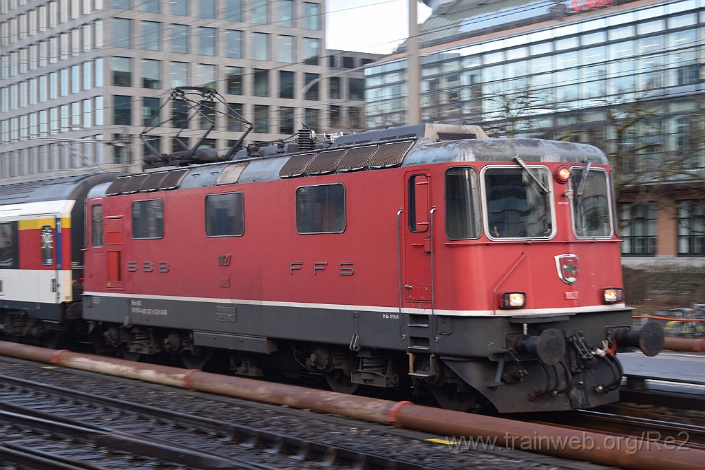 5267-0033-090119.jpg - SBB-CFF Re 4/4'' 11127 (Re 420.127-3)  (Re 91 85 4 420 127-3 CH-SBB) / Zürich-Altstetten 9.1.2019