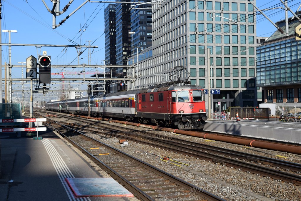 5320-0026-280219.jpg - SBB-CFF Re 4/4'' 11127 (Re 420.127-3)  (Re 91 85 4 420 127-3 CH-SBB) / Zürich-Altstetten 28.2.2019