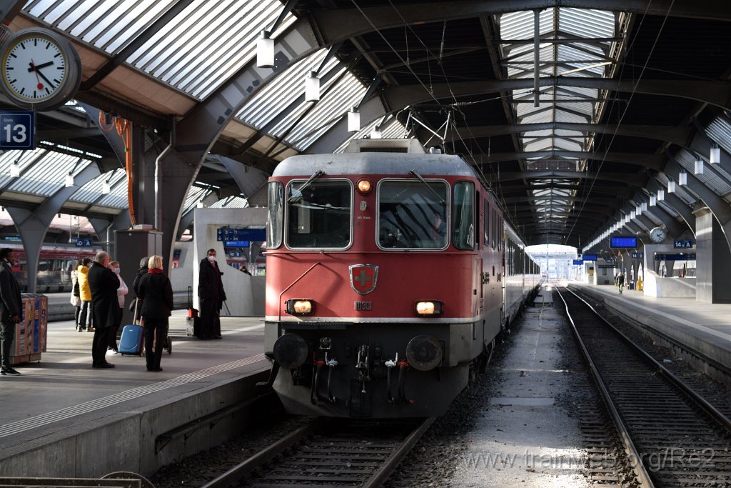 7860-0014-120222.jpg - SBB-CFF Re 4/4'' 11130 (Re 420.130-7)  (Re 91 85 4 420 130-7 CH-SBB) / Zürich HB 12.2.2022