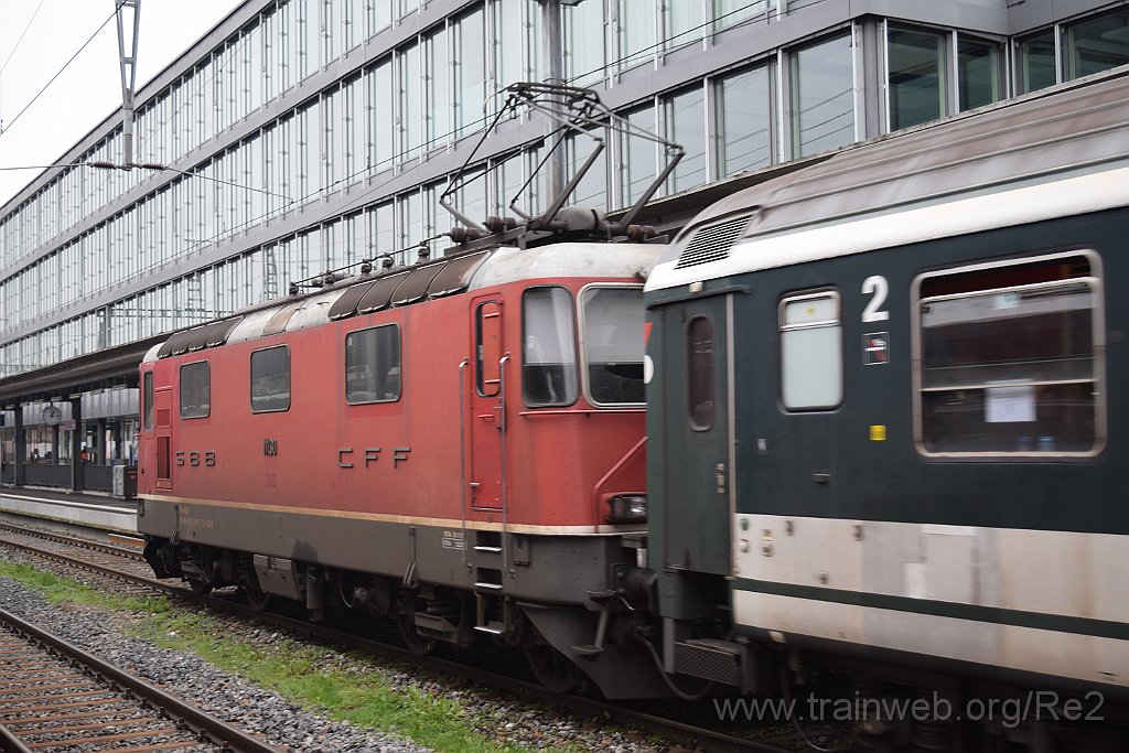 8278-0015-131122.jpg - SBB-CFF Re 4/4'' 11130 (Re 420.130-7)  (Re 91 85 4 420 130-7 CH-SBB) / Wil 13.11.2022