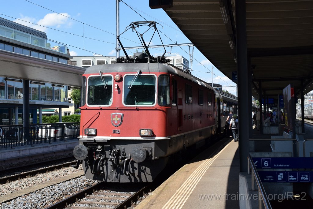 5643-0036-040819.jpg - SBB-CFF Re 4/4'' 11132 (Re 420.132-3)  (Re 91 85 4 420 132-3 CH-SBB) / Schaffhausen 4.8.2019