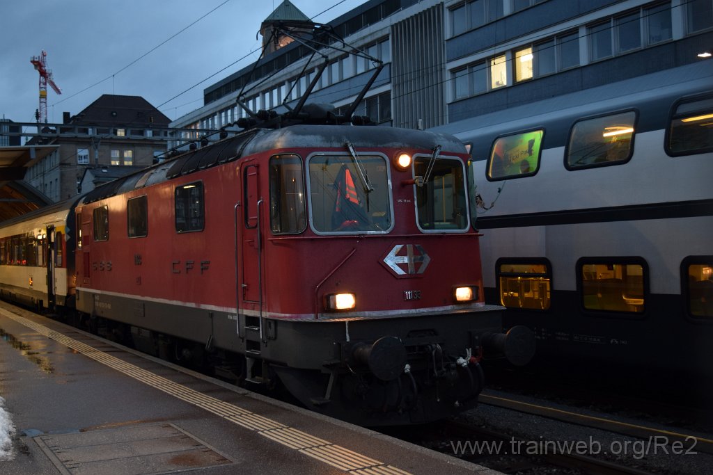 4805-0009-301217.jpg - SBB-CFF Re 4/4'' 11133 (Re 420.133-1)  (Re 91 85 4 420 133-1 CH-SBB) / St.Gallen HB 30.12.2017