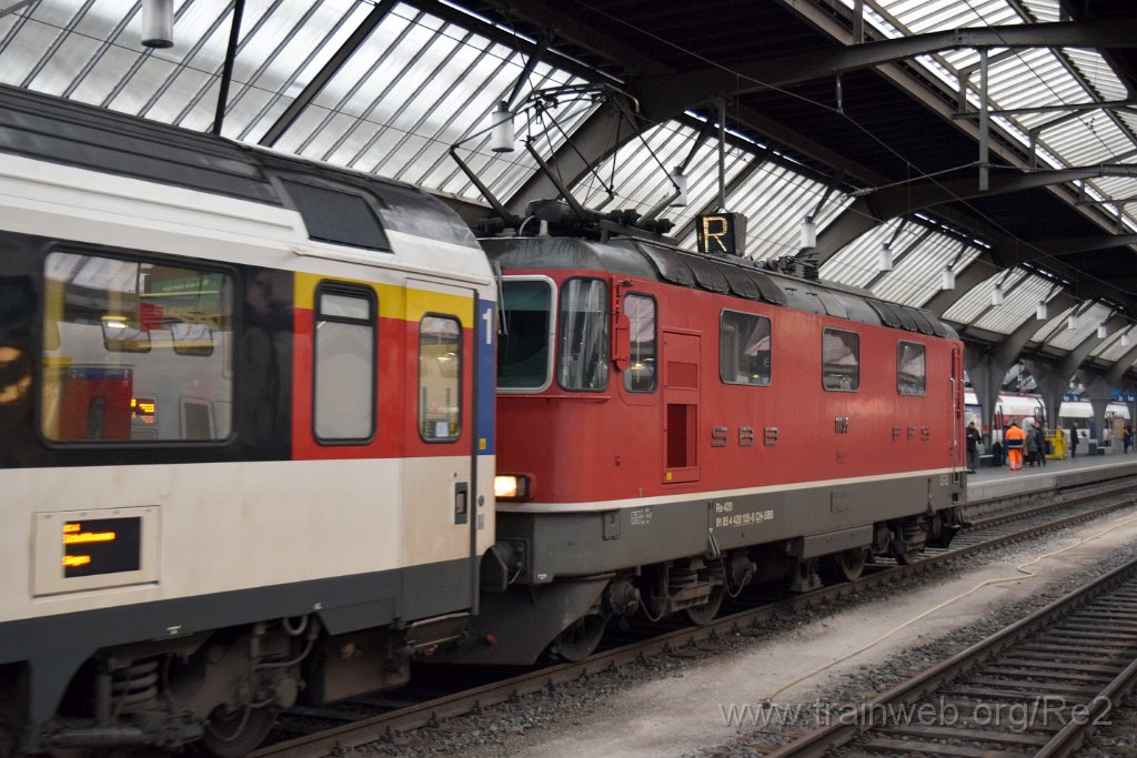 5799-0050-121219.jpg - SBB-CFF Re 4/4'' 11135 (Re 420.135-6)  (Re 91 85 4 420 135-6 CH-SBB) / Zürich HB 12.12.2019