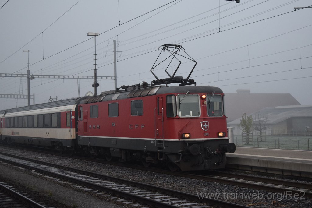 3791-0025-111215.jpg - SBB-CFF Re 4/4'' 11136 / Pfäffikon SZ 11.12.2015