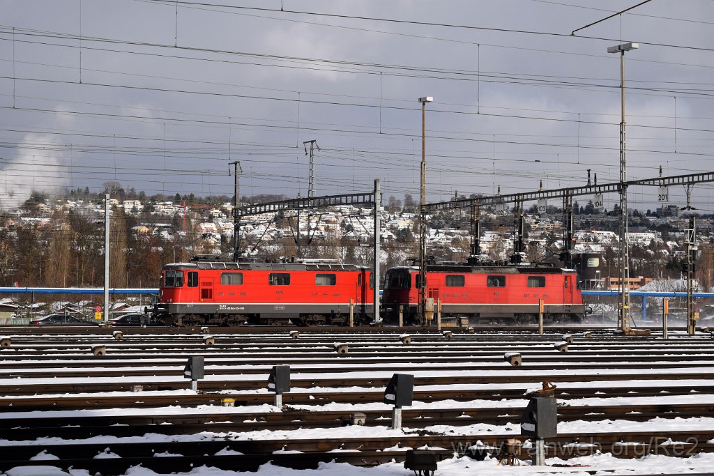 4320-0050-050117.jpg - SBB-CFF Re 4/4'' 11136 (Re 420.136-4)  (Re 91 85 4 420 136-4 CH-SBB) + SBB-CFF Re 4/4'' 11162 / Zürich-Mülligen 5.1.2017