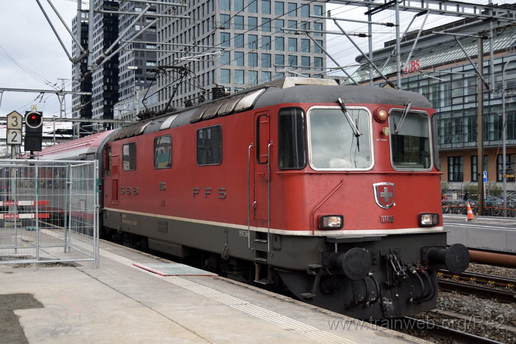 5353-0035-260319.jpg - SBB-CFF Re 4/4'' 11136 (Re 420.136-4)  (Re 91 85 4 420 136-4 CH-SBB) / Zürich-Altstetten 26.3.2019