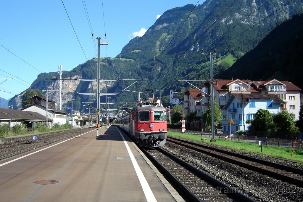1214-0040-310806.jpg - SBB-CFF Re 4/4'' 11138 / Flüelen 31.8.2006