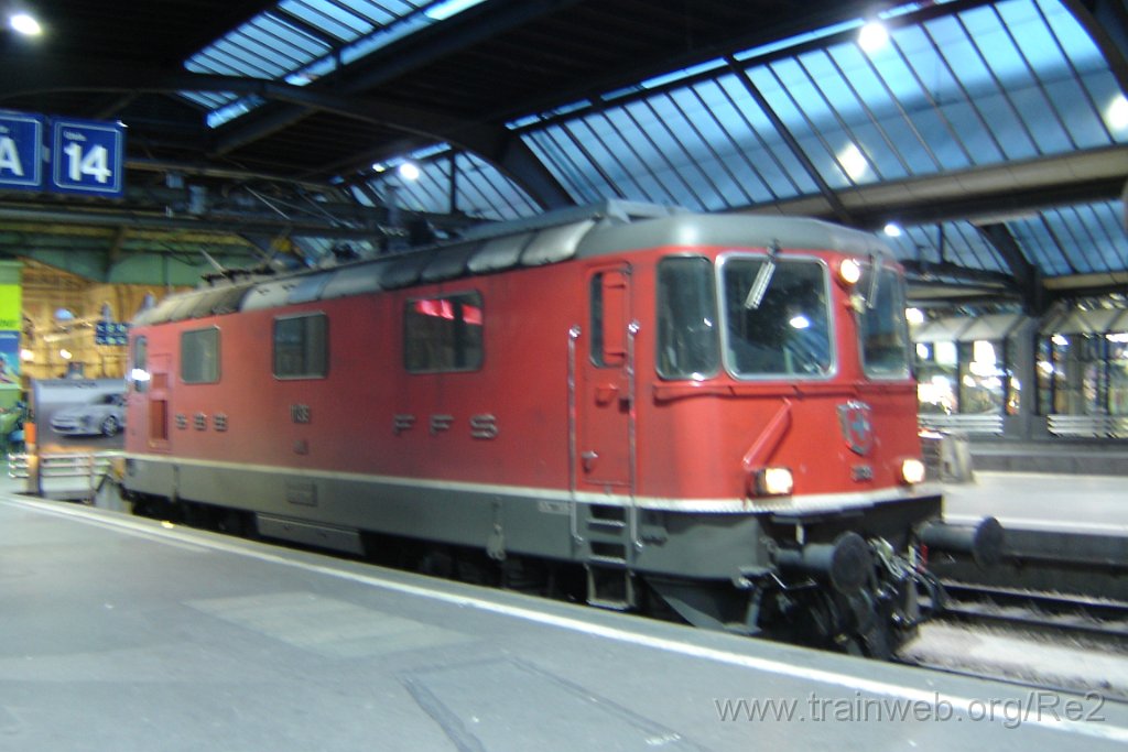 1469-0049-200408.jpg - SBB-CFF Re 4/4'' 11139 / Zürich HB 20.4.2008