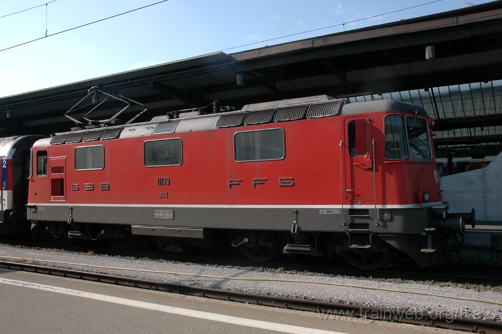 2419-0026-290512.jpg - SBB-CFF Re 4/4'' 11139 / Zürich HB 29.5.2012