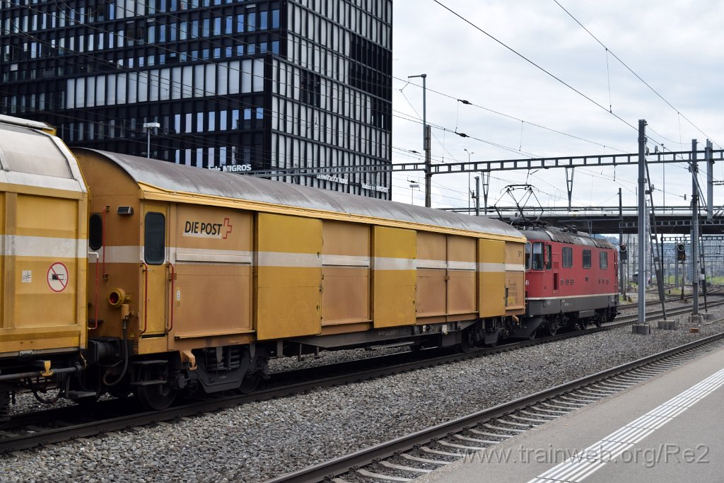 9105-0016-130524.jpg - SBBC Re 4/4'' 11139 (Re 420.139-8)  (Re 91 85 4 420 139-8 CH-SBBC) / Zürich-Altstetten 13.5.2024