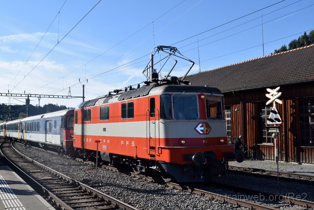 10001-0008-060925.jpg - DSF Re 4/4'' 11141 / SBB-CFF (Re 91 85 4 420 141-4 CH-DSF) / Bauma 6.9.2025