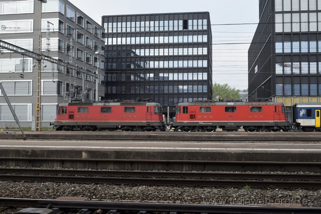 4399-0049-030417.jpg - SBB-CFF Re 4/4'' 11193 (Re 420.193-5)  (Re 91 85 4 420 193-5 CH-SBB) + SBB-CFF Re 4/4'' 11141 (Re 420.141-4)  (Re 91 85 4 420 141-4 CH-SBB) / Zürich-Altstetten 3.4.2017