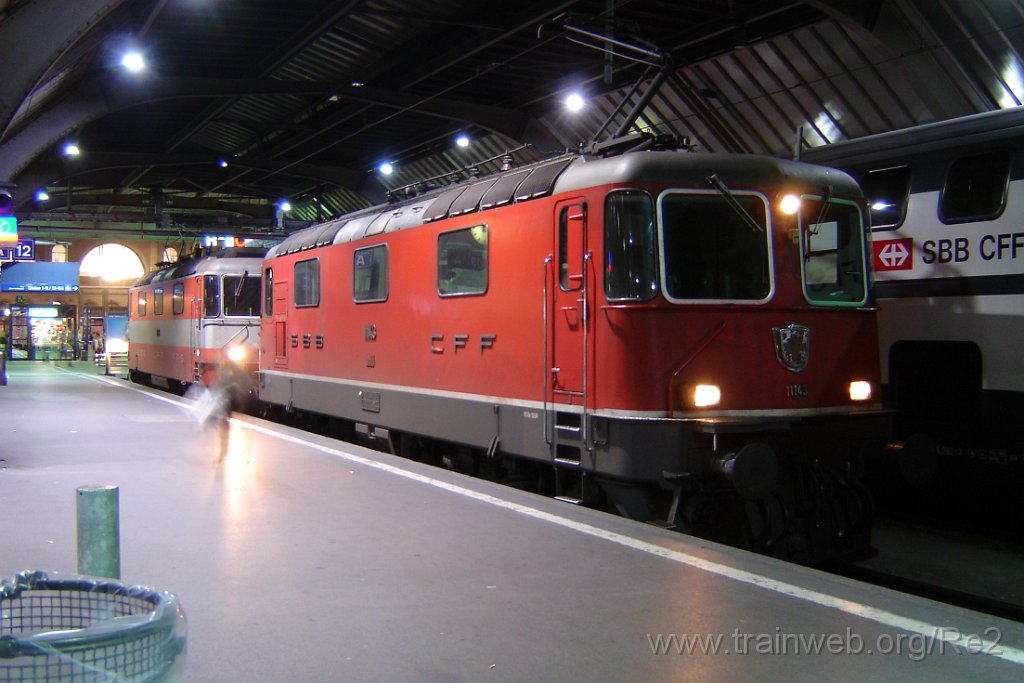 1338-0040-190507.jpg - SBB-CFF Re 4/4'' 11143 + SBB-CFF Re 4/4'' 11108 / Zürich HB 19.5.2007