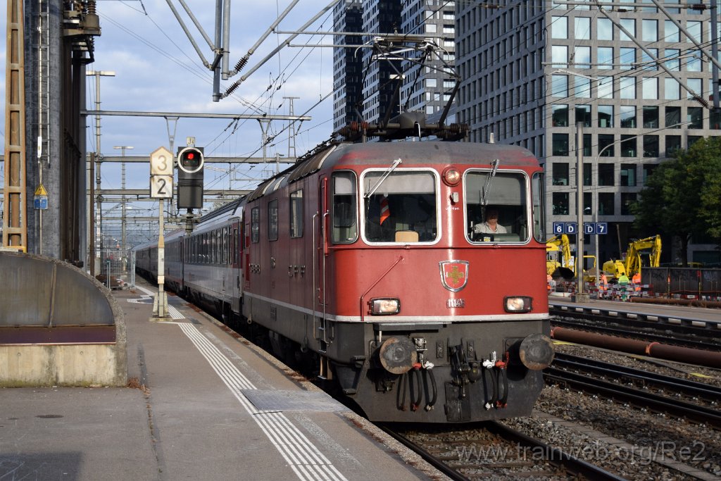 5132-0025-021018.jpg - SBB-CFF Re 4/4'' 11146 (Re 420.146-3)  (Re 91 85 4 420 146-3 CH-SBB) / Zürich-Altstetten 2.10.2018