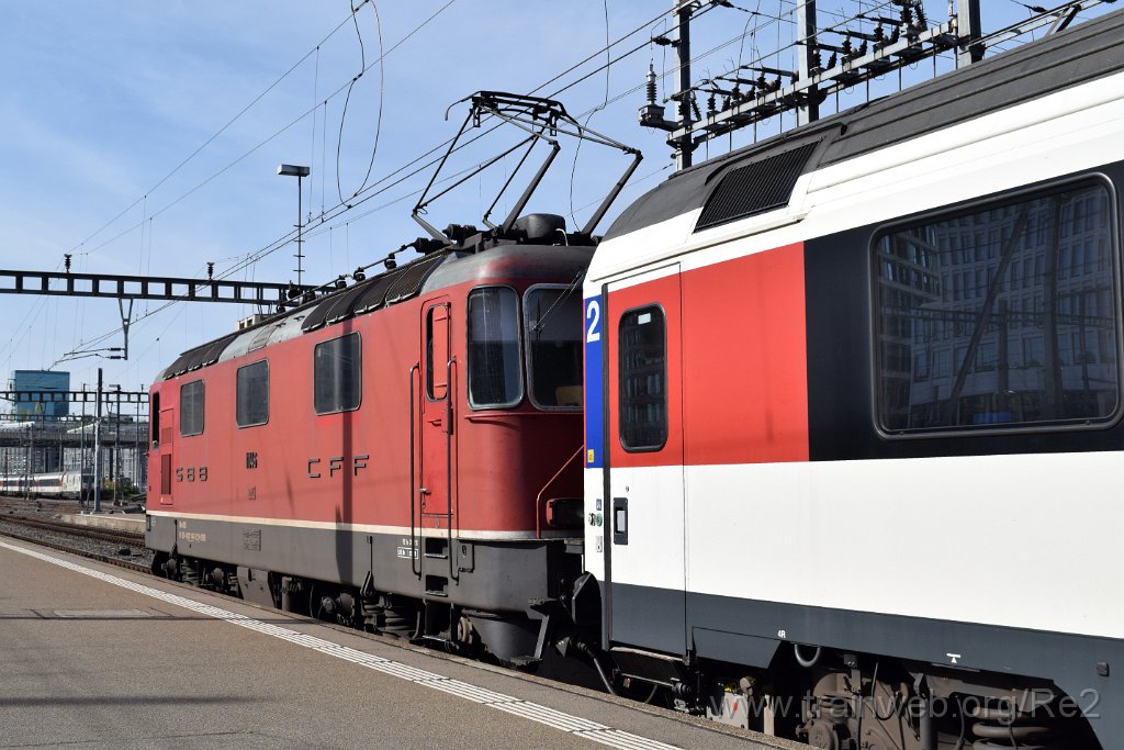 7785-0010-021021.jpg - SBB-CFF Re 4/4'' 11146 (Re 420.146-3)  (Re 91 85 4 420 146-3 CH-SBB) / Zürich HB 2.10.2021