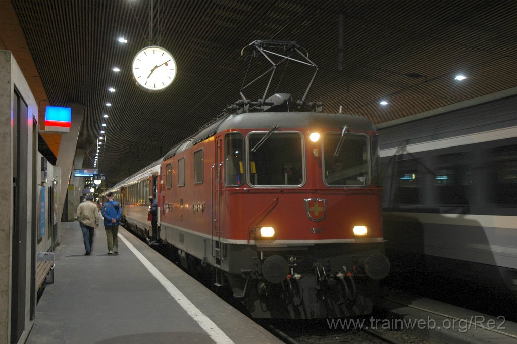 2059-0016-260111.jpg - SBB-CFF Re 4/4'' 11147 / Zürich HB 26.1.2011