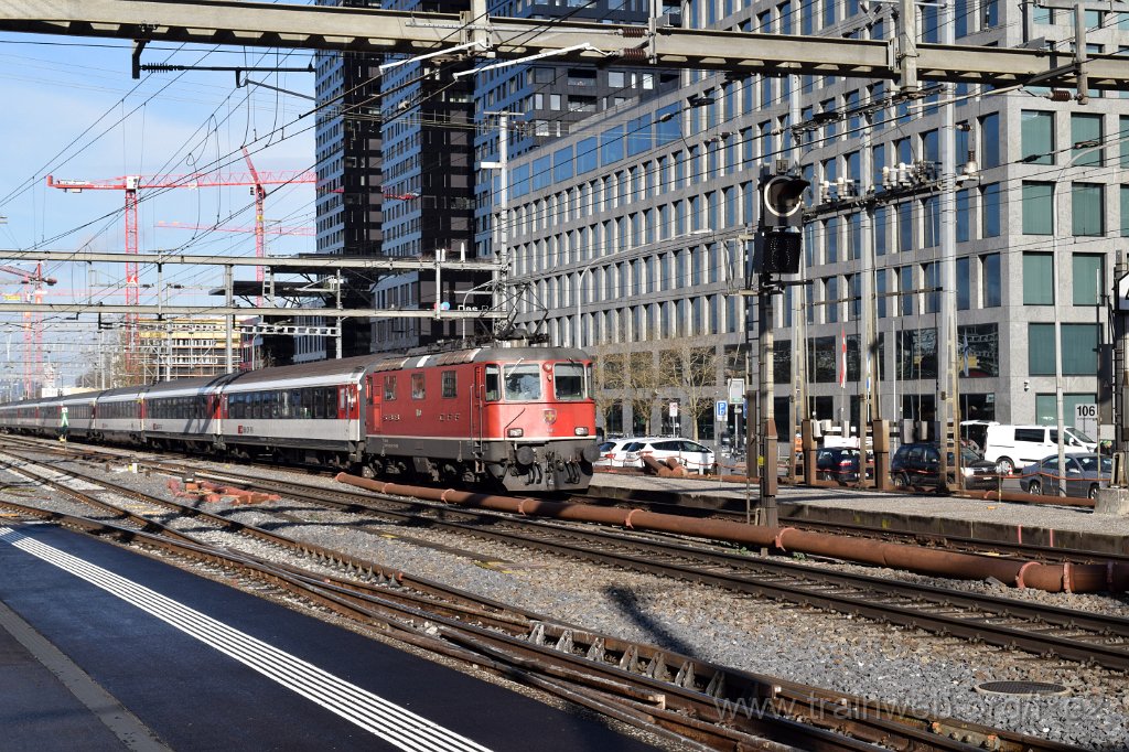 5873-0038-040320.jpg - SBB-CFF Re 4/4'' 11149 (Re 420.149-7)  (Re 91 85 4 420 149-7 CH-SBB) / Zürich-Altstetten 4.3.2020
